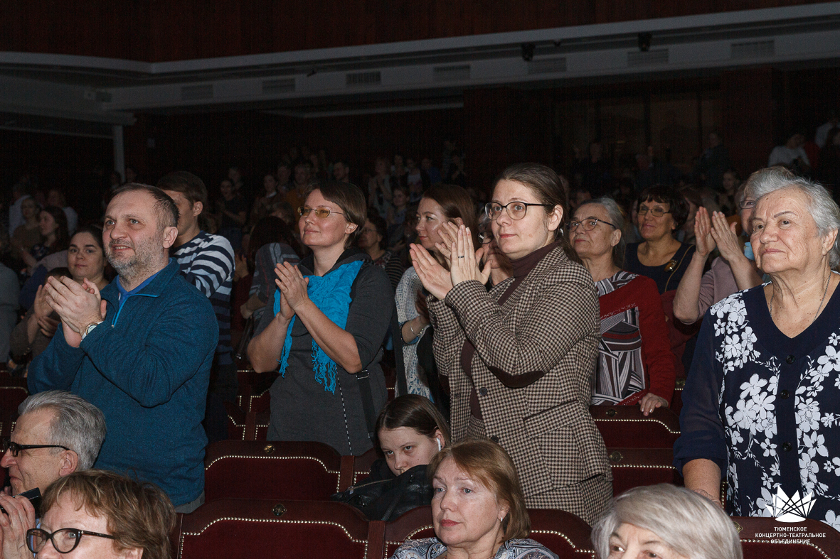 В Тюменской филармонии состоялся «Рождественский концерт» Хоровой ...