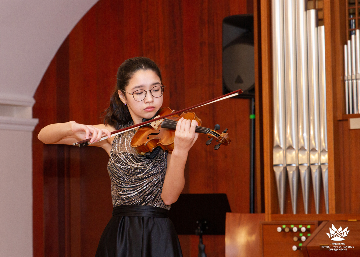 В Органном зале Тюменской Филармонии состоялись награждение и концерт ...